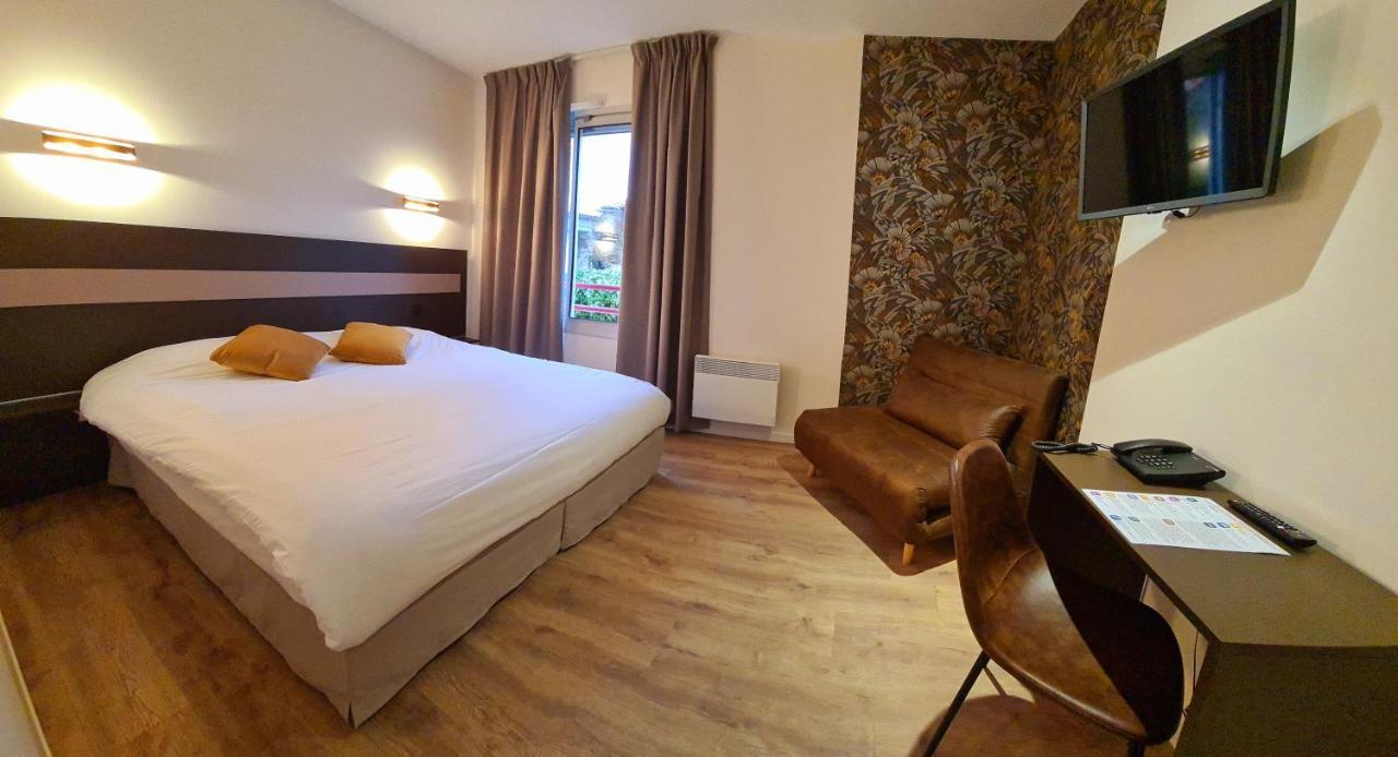 Hotel Pont De Senard Montaigu-Vendee Εξωτερικό φωτογραφία