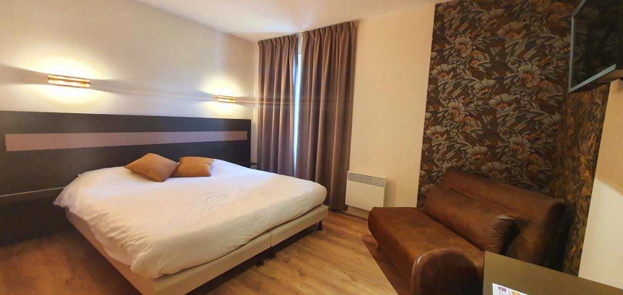 Hotel Pont De Senard Montaigu-Vendee Εξωτερικό φωτογραφία