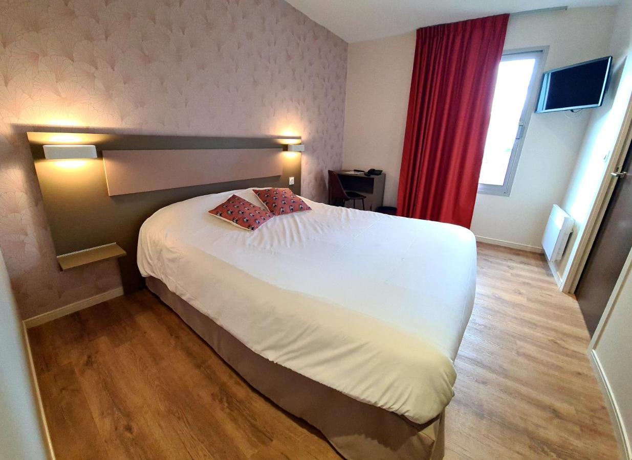 Hotel Pont De Senard Montaigu-Vendee Εξωτερικό φωτογραφία