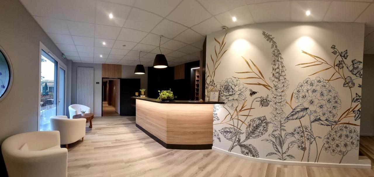 Hotel Pont De Senard Montaigu-Vendee Εξωτερικό φωτογραφία